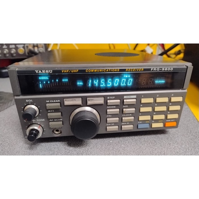 YAESU FRG-9600 - MITICO RICEVITORE DA BASE 60-905 MHz ALL MODE