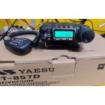 YAESU FT-857D QUADRIBANDA HF/50/VHF/UHF OTTIMO STATO CON QUARZO TERMOSTATATO NON ORIGINALE, MA OTTIMO.