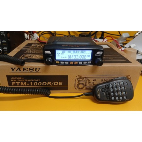 YAESU FTM-100DR C4FM/FM DIGITAL VHF/UHF NON APERTO DI BANDA - PERFETTO STATO